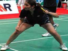 Jwala Gutta launches Shuttle Express in Pune Jwala Gutta launches Shuttle Express in Pune