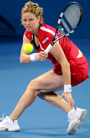 Clijsters reaches semis at Brisbane International