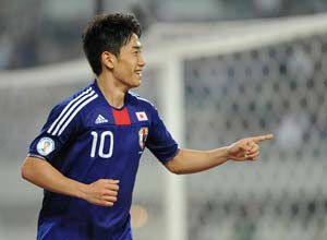 Shinji Kagawa learns value of true grit with Japan