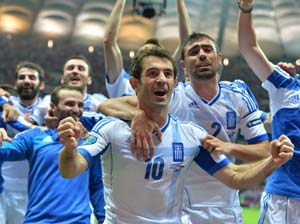 Euro 2012: Greece lift gloom back home, Czechs deflate Poles