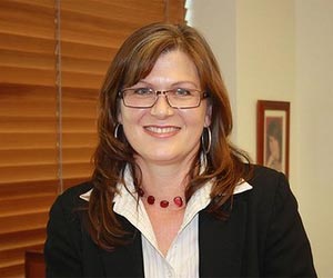 Australia minister demands Leisel Jones 'flab' apology