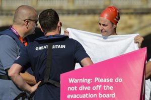 Sharks, jellyfish, dead dogs fail to faze Keri-Anne Payne