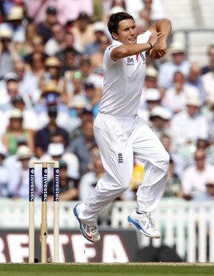 The Ashes: England's gamble backfires as new boys toil