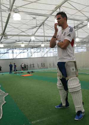 The Ashes: Geoffrey Boycott berates 'selfish' Kevin Pietersen