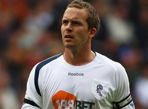 Bolton reject Sunderland's bid for Davies