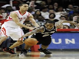 Martin, Lowry lead Rockets past Spurs 105-102 Martin, Lowry lead Rockets past Spurs 105-102
