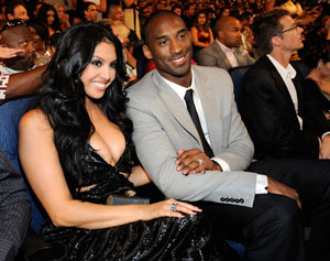 Kobe Bryant's wife files for divorce