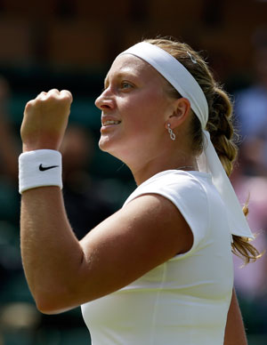 Wimbledon 2013: Petra Kvitova first to reach quarters