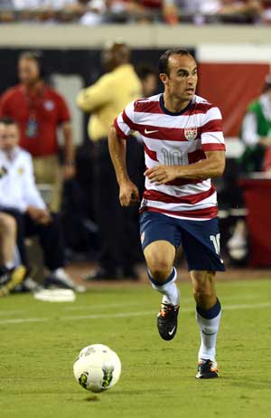 Landon Donovan's hat-trick powers US over Scotland