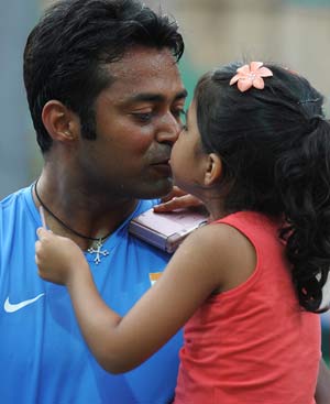 Leander Paes Takes Rhea Pillai to Court Over Daughter's Custody