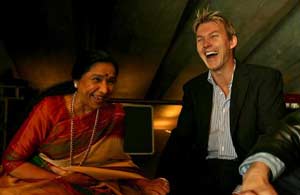 Lied to teammates about meeting Asha Bhonsle: Lee