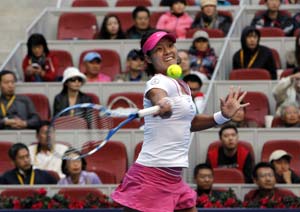 China's Li Na stunned in Beijing opener