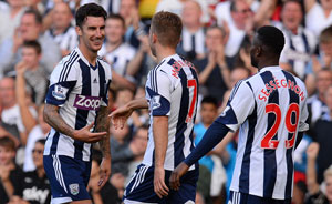 West Brom pick up first win as Sunderland stay bottom