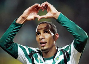 Liedson criticises Flamengo for non-payment of salary