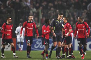 Lille's title push faces plastic poser