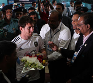 Bangladesh welcomes Argentina amid tight security