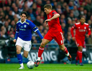Liverpool beat Cardiff 3-2 on penalty kicks in League Cup final