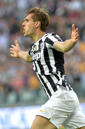 Serie A: Juventus beat Livorno 2-0 to restore 8-point lead