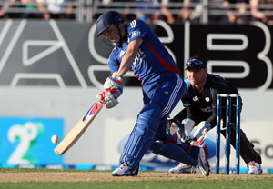 1st T20: England's Wright stuff too much for New Zealand