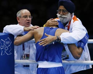London 2012 Boxing: Manoj Kumar blames cheating for his exit