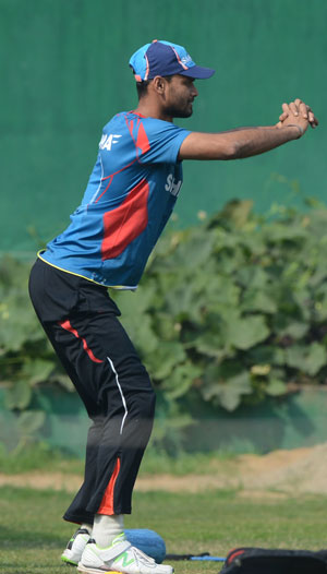 Mashrafe Mortaza ruled out of Asia Cup due to side strain