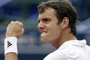 Mathieu upsets Lopez in ABN Amro first round