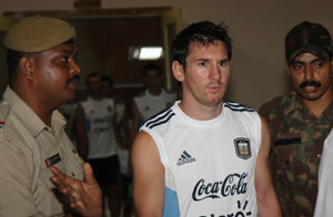 Messi dazzles India, Bhutia retires in eventful 2011