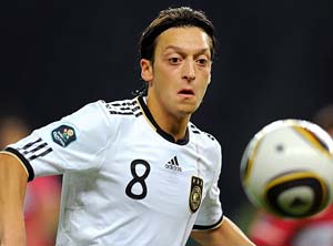 EPL transfers: Arsenal break bank for Germany star Mesut Ozil