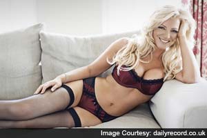 Is Shane Warne romancing former lingerie model?