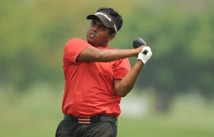 Rashid Khan, Mithun Perera fight for supremacy in rain-hit SAIL-SBI Open golf