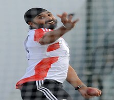 England confident Monty Panesar's problems behind him England confident Monty Panesar's problems behind him