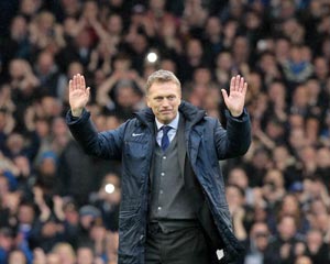 David Moyes wants video to clamp down on diving