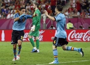 Euro 2012: Jesus Navas rescues Spain, Croatia bow out