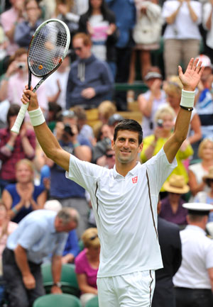Wimbledon 2013: Novak Djokovic into second round