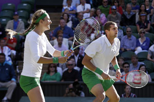 London 2012 Tennis: Azarenka and Mirnyi win Olympic gold in mixed doubles