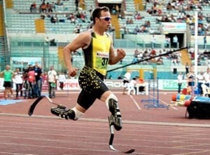 'Blade Runner' Pistorius qualifies for worlds