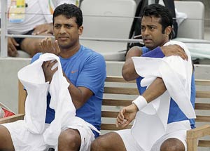 Paes-Bhupathi knocked out of Paris Masters