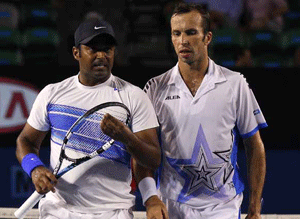 Paes in search of new doubles partner as Stepanek undergoes surgery