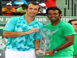 Paes lifts 50th doubles title, partners Stepanek to a win in Miami Paes lifts 50th doubles title, partners Stepanek to a win in Miami