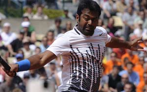 Miami Masters: Paes, Llodra ease into 2nd round