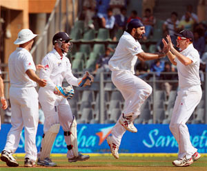 The Ashes: Kevin Pietersen in as England recall Panesar, Taylor and Tremlett for 3rd Test