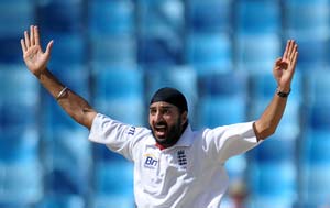 Now behave son: Bishan Singh Bedi tells 'naughty' Monty Panesar