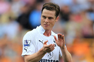 Tottenham Hotspur's Scott Parker could be out injured until Christmas
