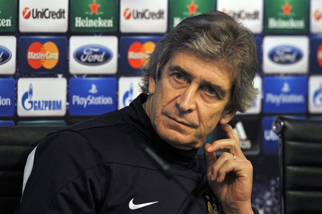 Manuel Pellegrini apologises for referee outburst