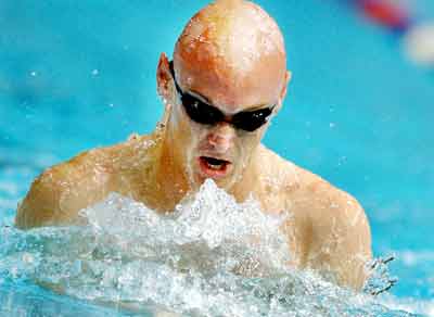 Medals of Olympian Phil Rogers stolen