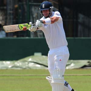 Andy Flower glad to have 'superstar' Kevin Pietersen back