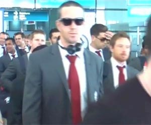 Kevin Pietersen meets Dalai Lama