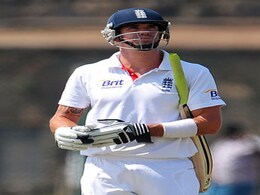Kevin Pietersen out of team but in focus at Lord's Kevin Pietersen out of team but in focus at Lord's