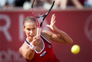 Polona Hercog rallies to defend Bastad title