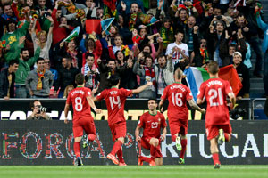 Portugal wins, Italy draws in World Cup qualifying